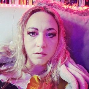 Meet your Posher, Astrid